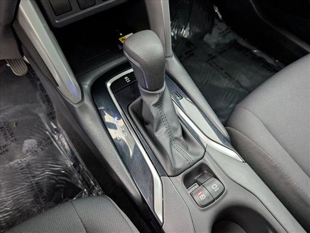 Certified 2022 Toyota Corolla Cross LE image 11