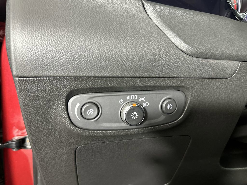 Certified 2023 Buick Encore GX Select w/ Sport Touring Package FWD image 21
