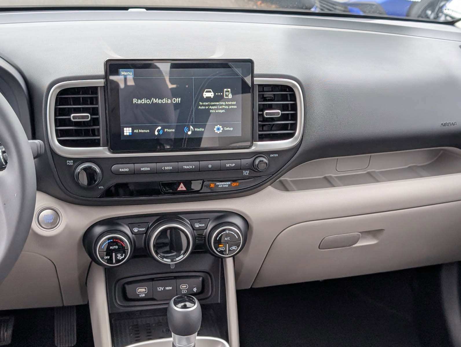 New 2026 Hyundai Venue SEL FWD image 13