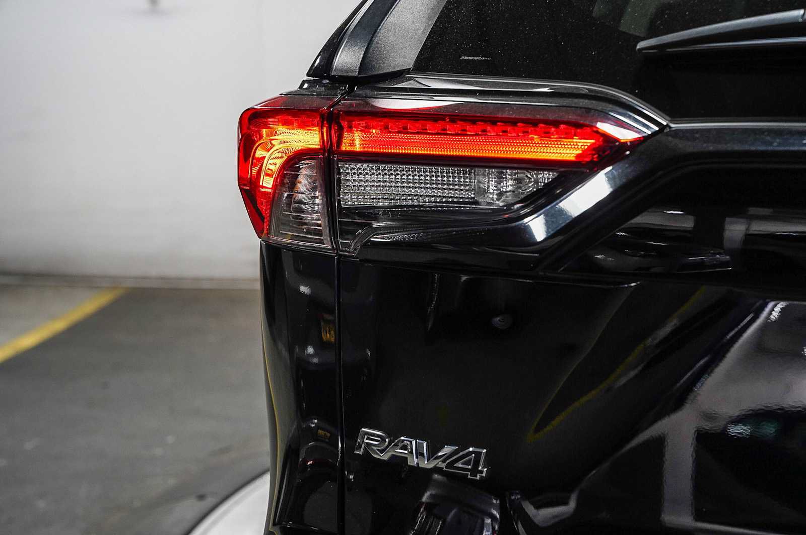 Certified 2023 Toyota RAV4 XLE w/ Convenience Package FWD image 12