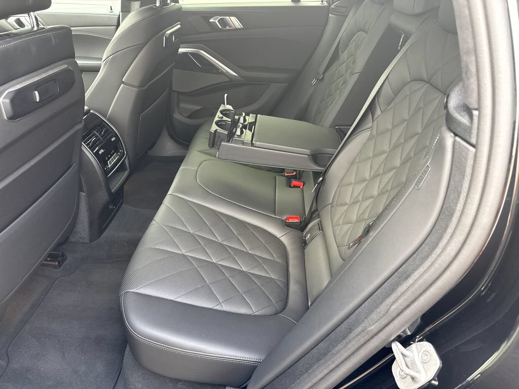 Used 2024 BMW X6 xDrive40i w/ Premium Package AWD/4WD image 18