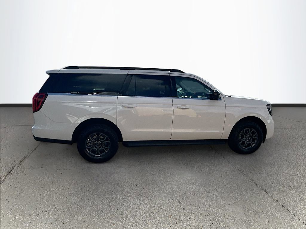 Used 2025 Ford Expedition Max Active image 8