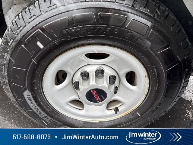 Used 2022 GMC Savana 2500 w/ Driver Convenience Package RWD image 3