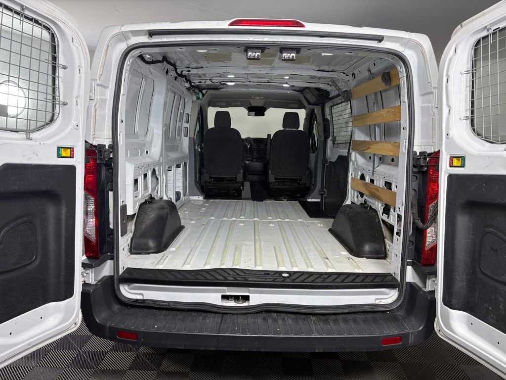 Used 2018 Ford Transit 250 130 Low Roof w/ Exterior Upgrade Package image 25