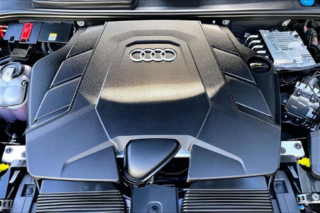 Used 2026 Audi Q8 Premium Plus AWD/4WD image 31