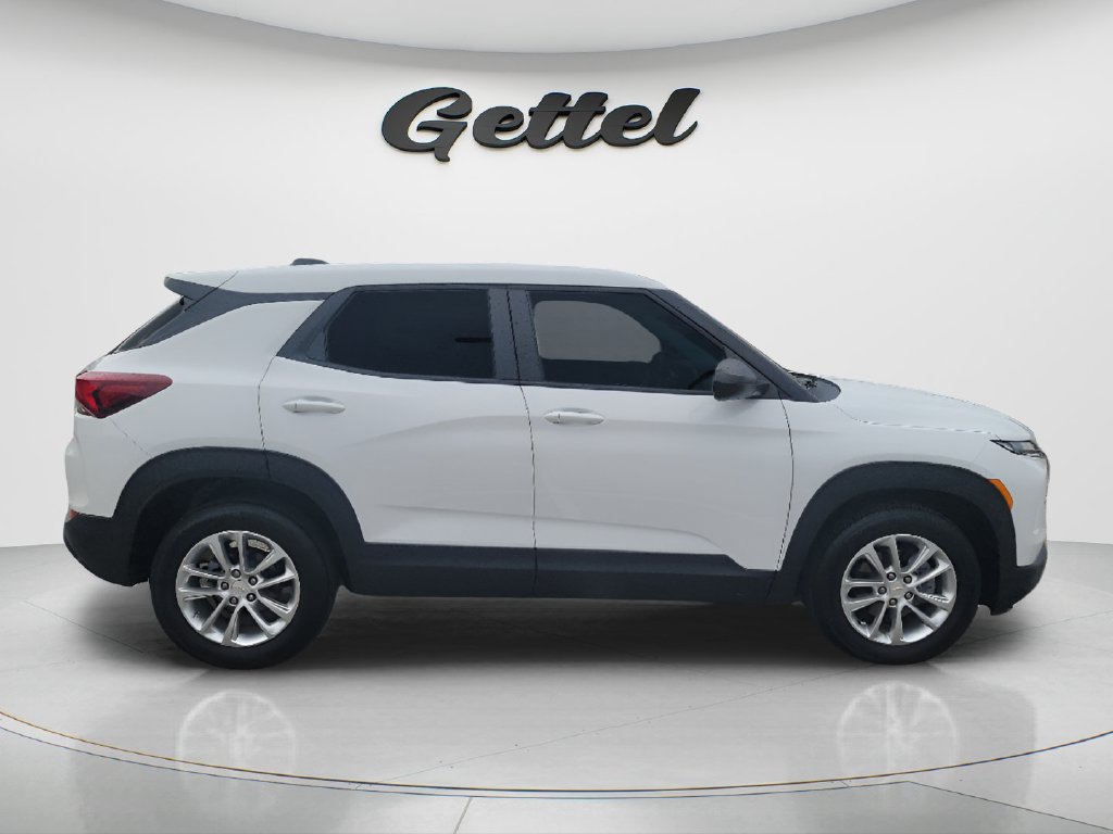 Used 2024 Chevrolet TrailBlazer LS FWD image 4