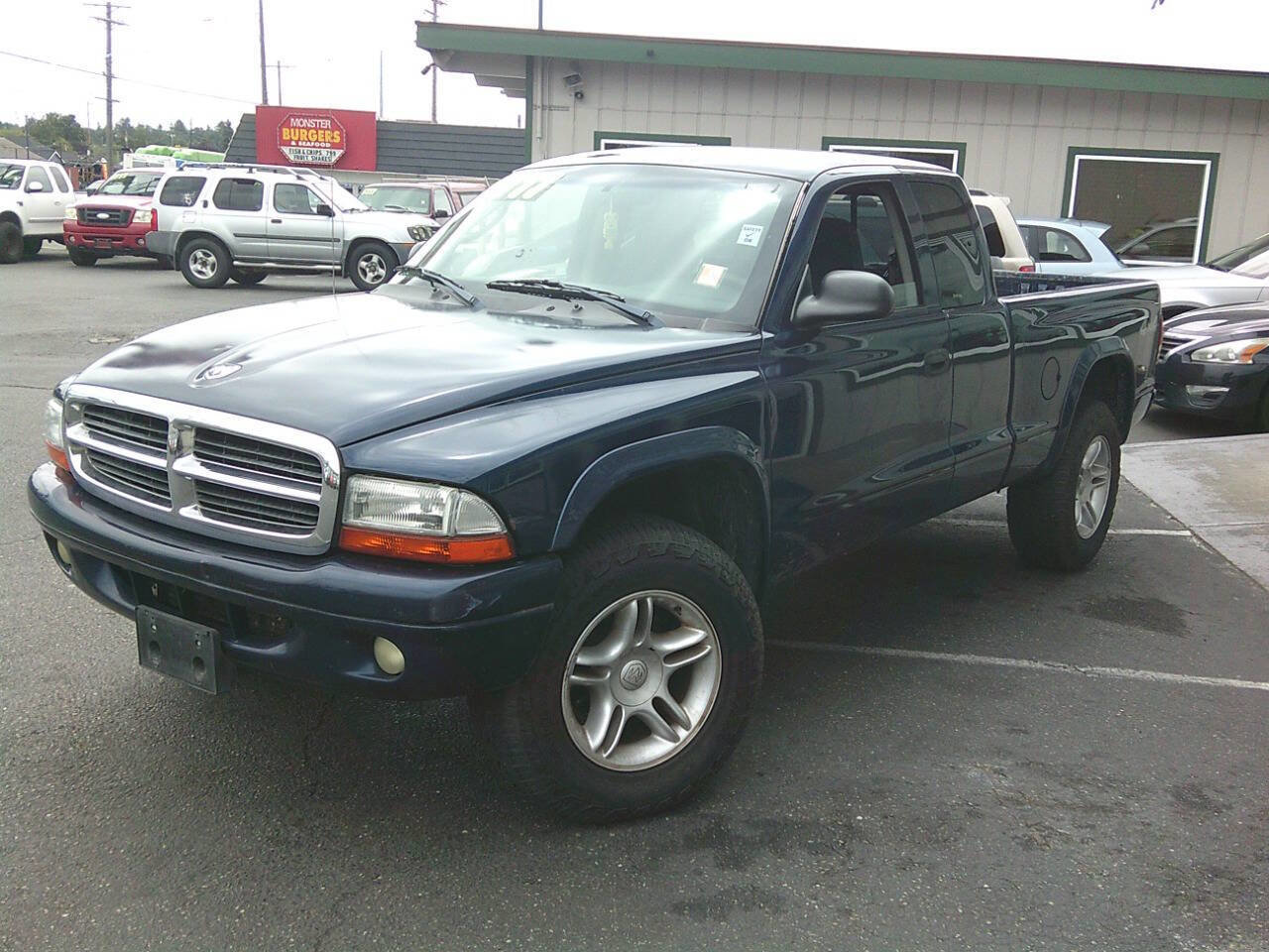 Used 2004 Dodge Dakota 4x4 Club Cab w/ Tire & Handling Group image 2