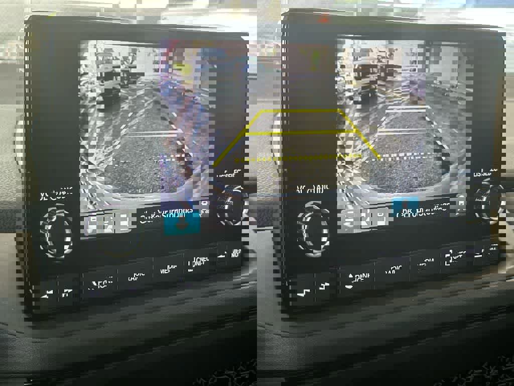 Used 2025 Honda Accord SE image 19