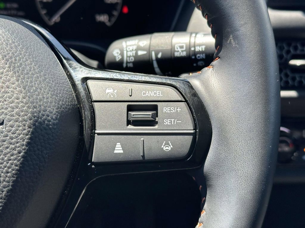 Certified 2025 Honda HR-V Sport image 18