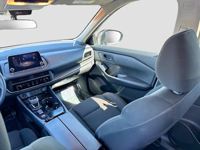 Used 2024 Nissan Rogue S FWD image 21