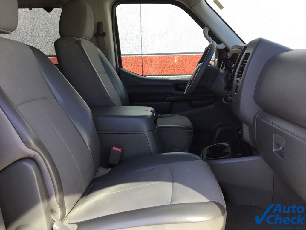 Used 2015 Nissan NV 3500 SV w/ Technology Package image 26