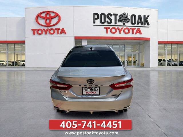 Used 2019 Toyota Camry XSE FWD image 6