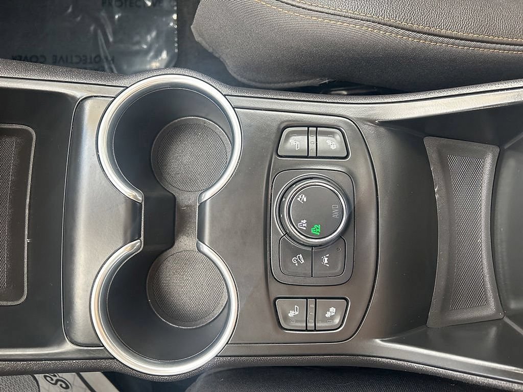 Certified 2020 GMC Terrain SLT w/ Preferred Package AWD/4WD image 42