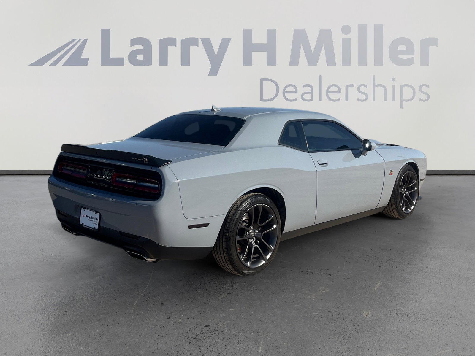 Used 2021 Dodge Challenger R/T Scat Pack w/ Driver Convenience Group image 5
