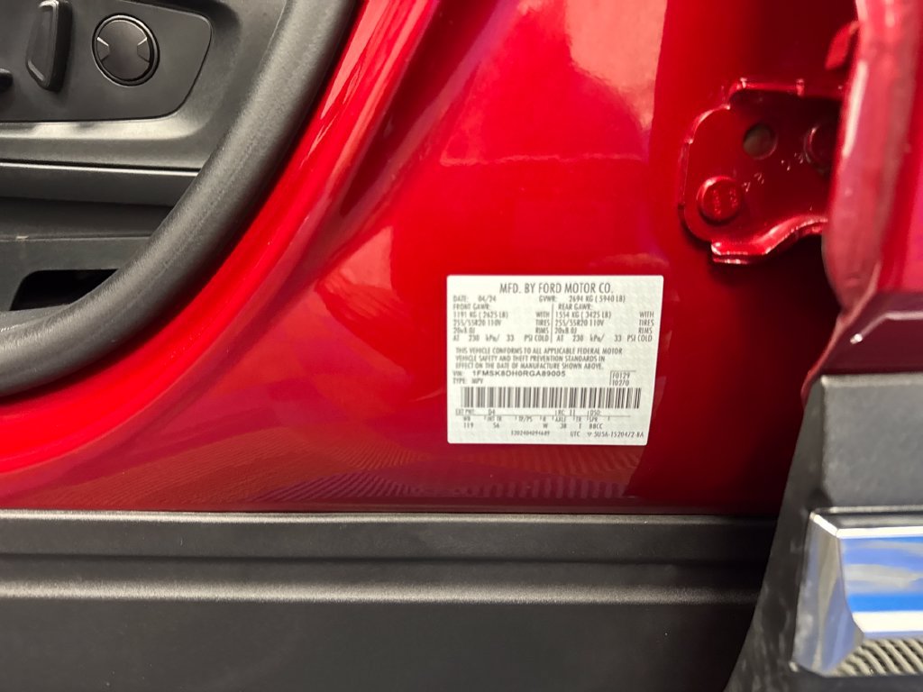 Certified 2024 Ford Explorer XLT w/ Equipment Group 202A AWD/4WD image 34