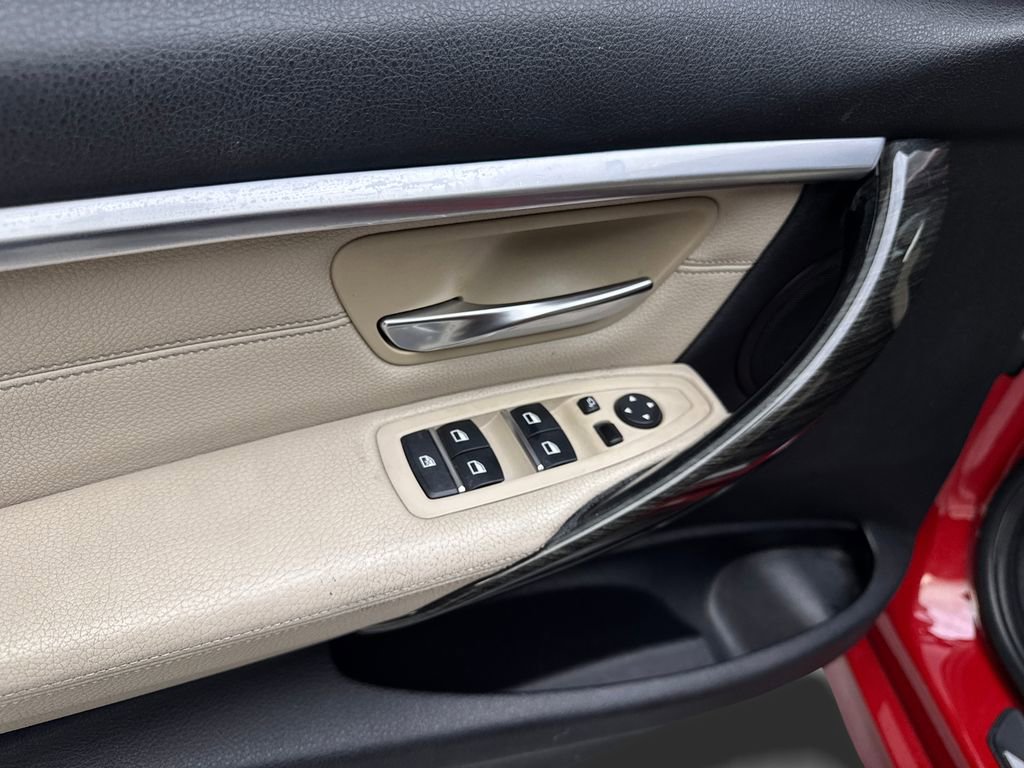 Used 2016 BMW 328i Sedan image 32