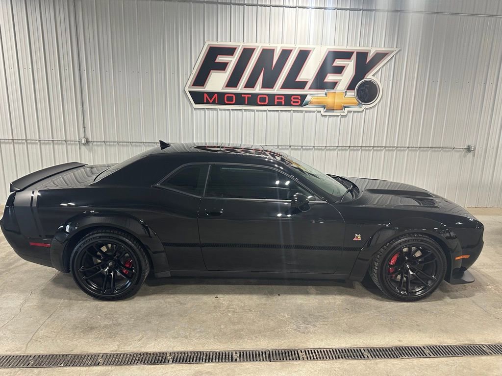 Used 2021 Dodge Challenger R/T Scat Pack image 1