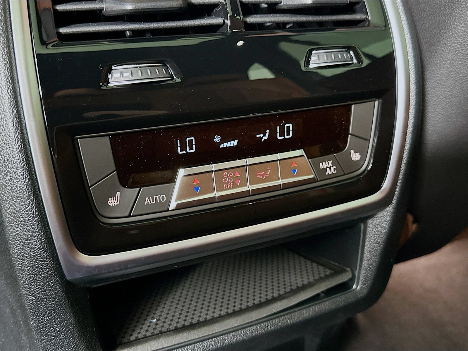 New 2026 BMW X5 M60i AWD/4WD image 36
