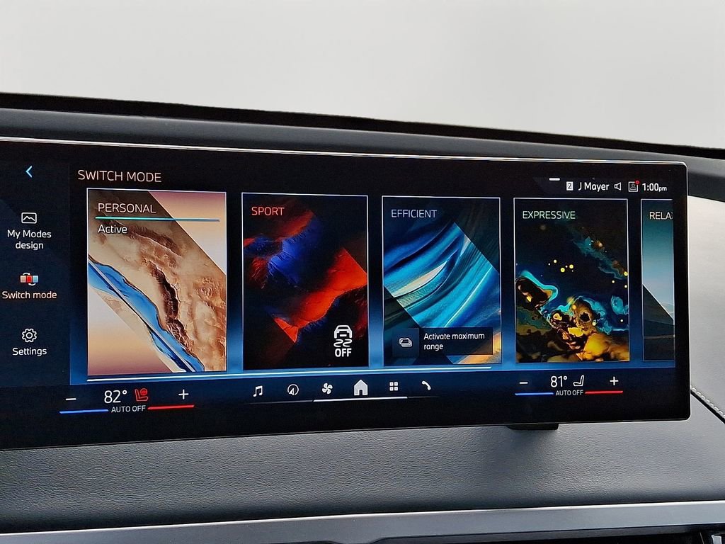 Certified 2026 BMW iX xDrive45 w/ M Sport Package image 25