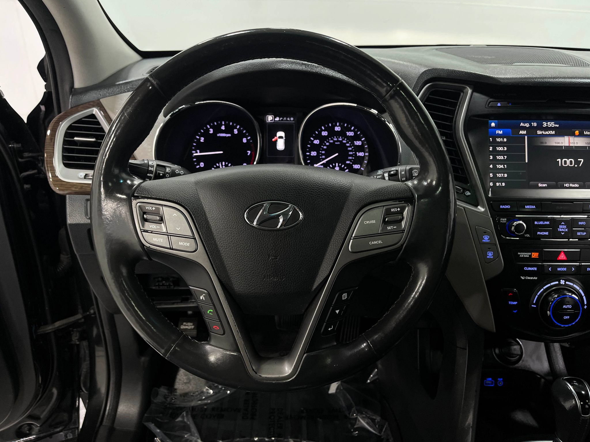 Used 2017 Hyundai Santa Fe Sport FWD image 22