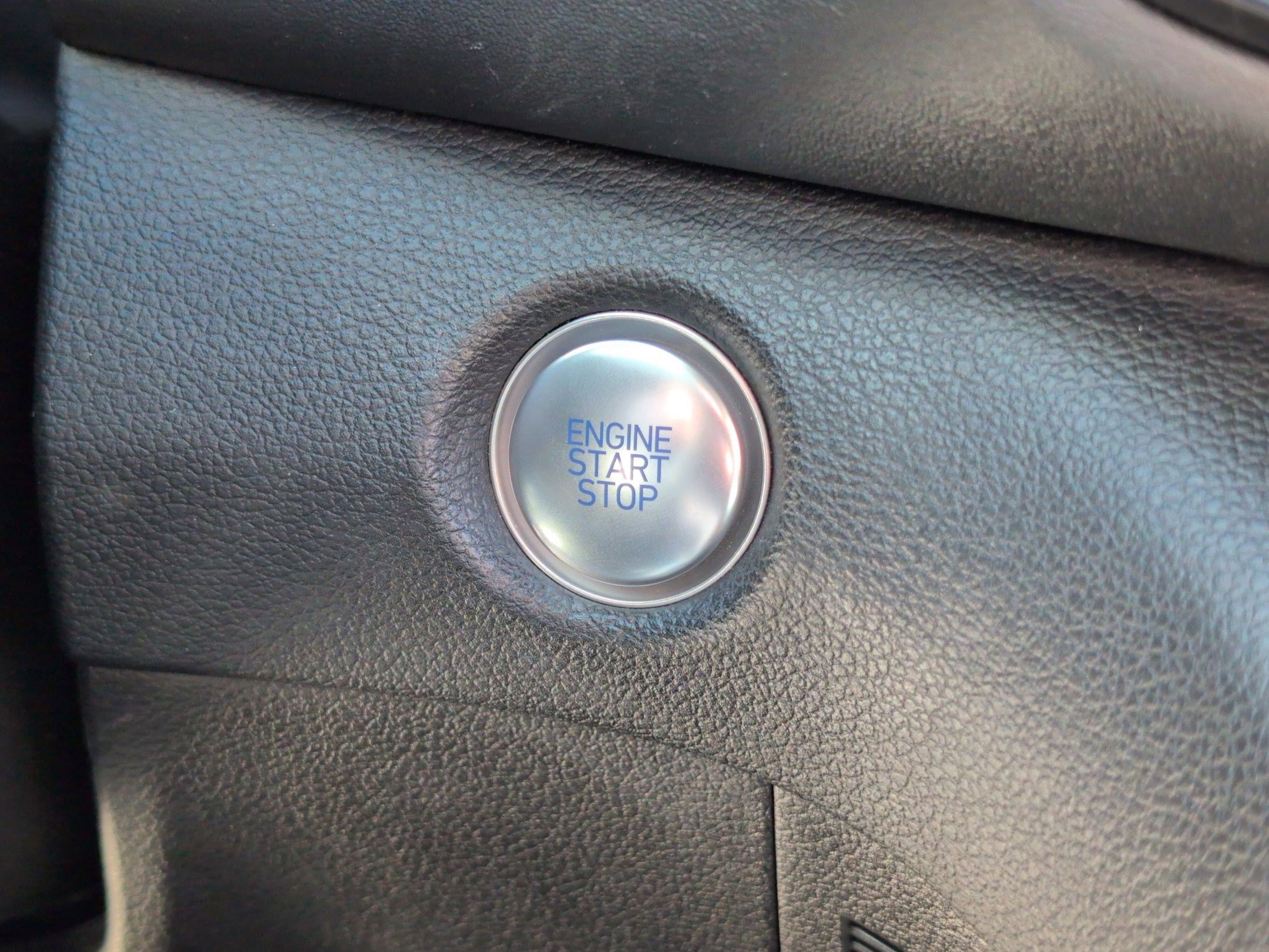 Used 2023 Hyundai Santa Fe SEL image 18