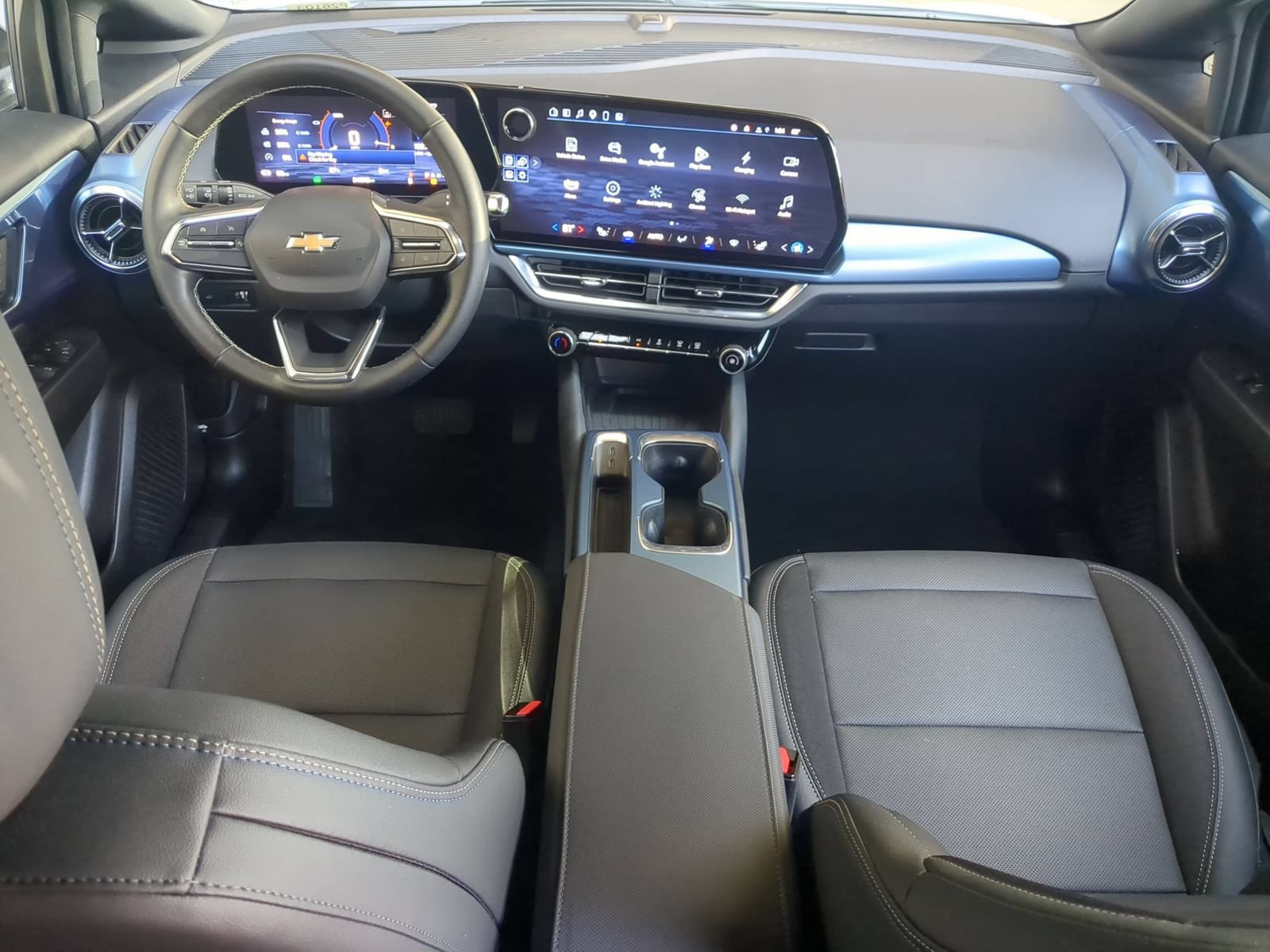 Used 2024 Chevrolet Equinox EV LT w/ LPO, Blackout Package FWD image 23