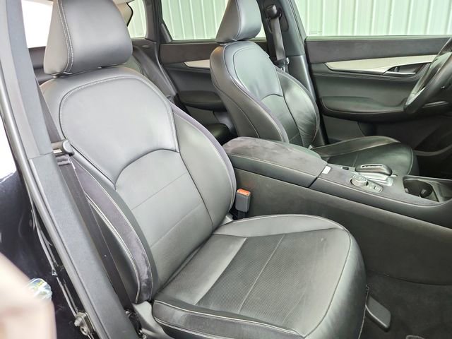 Used 2023 INFINITI QX50 Sensory w/ Accent Package image 43
