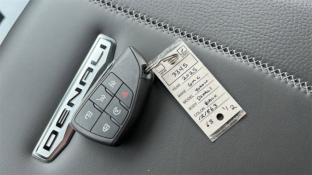 Used 2025 GMC Yukon Denali image 42
