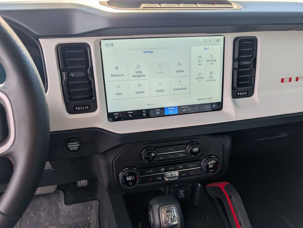 New 2025 Ford Bronco Heritage Edition AWD/4WD image 30