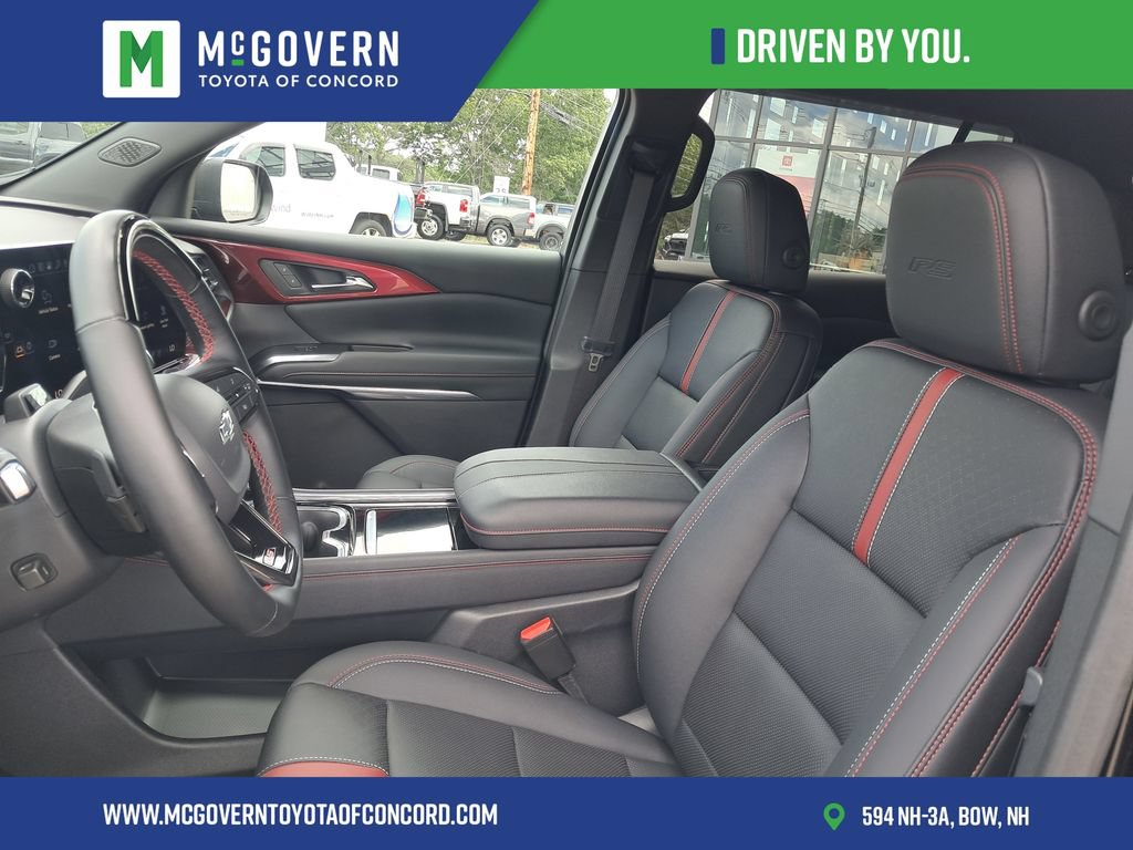 Used 2024 Chevrolet Traverse RS AWD/4WD image 15