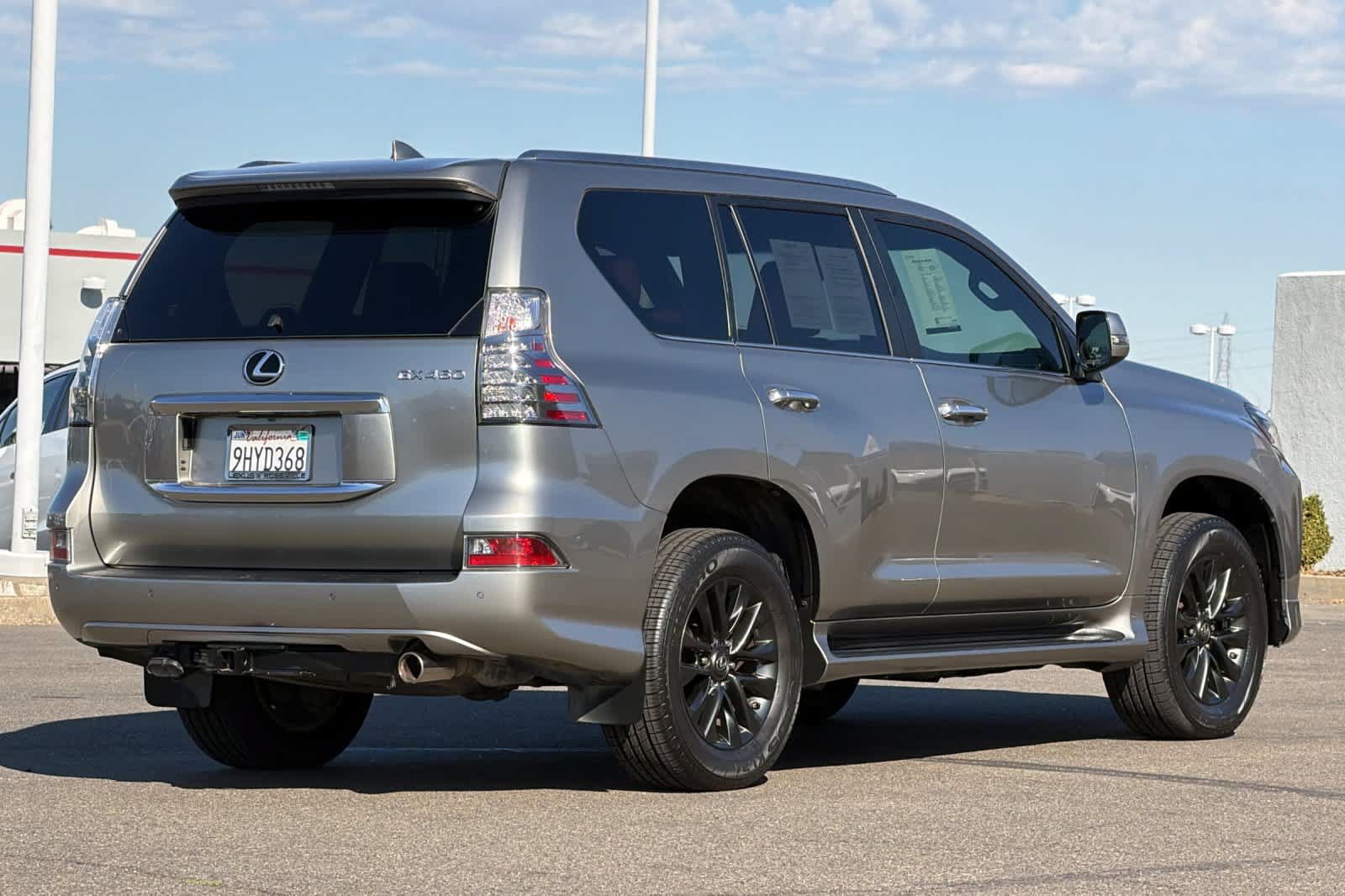Used 2021 Lexus GX 460 Premium w/ Premium Package AWD/4WD image 2