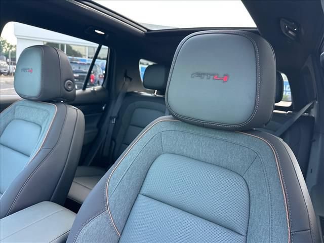 New 2026 GMC Terrain AT4 w/ Technology Package II AWD/4WD image 29