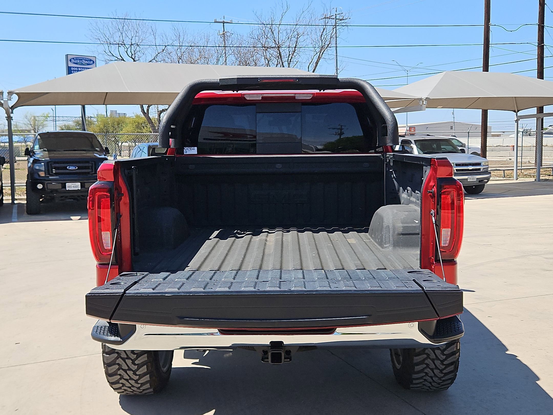 Used 2024 GMC Sierra 1500 SLT RWD image 27