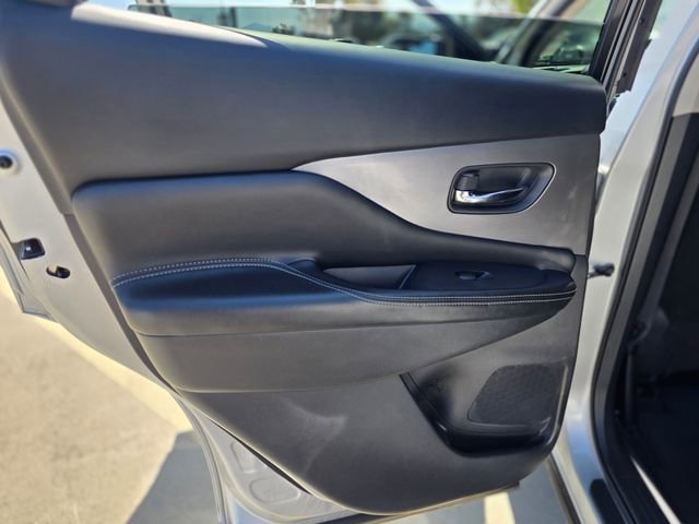 Used 2021 Nissan Murano SV FWD image 19