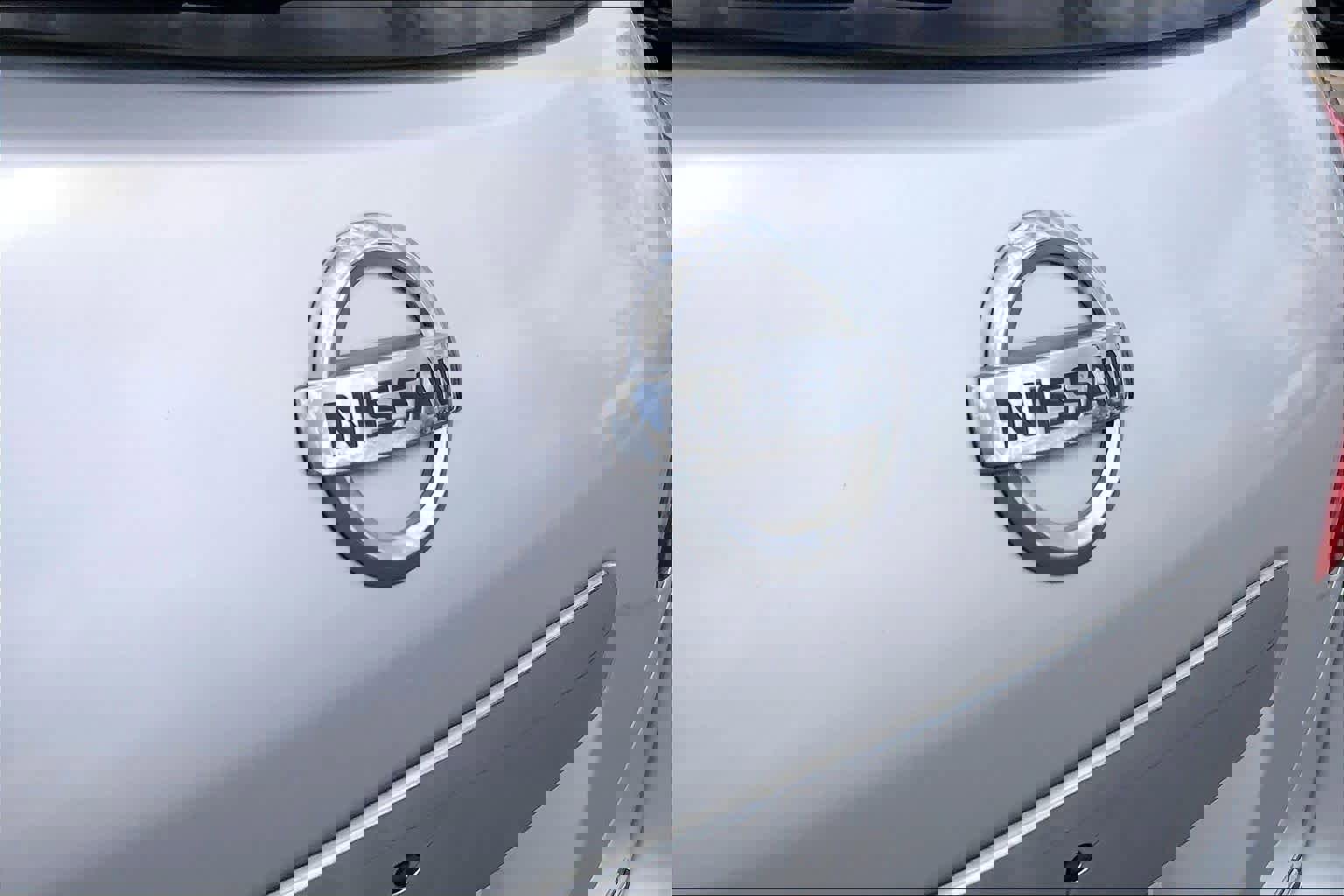 Used 2012 Nissan Rogue SL image 28