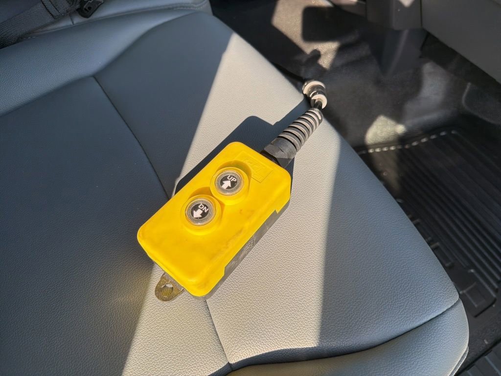 Used 2025 Ford F450 XL w/ XL Chrome Package image 22