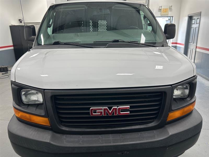 Used 2017 GMC Savana 2500 RWD image 7