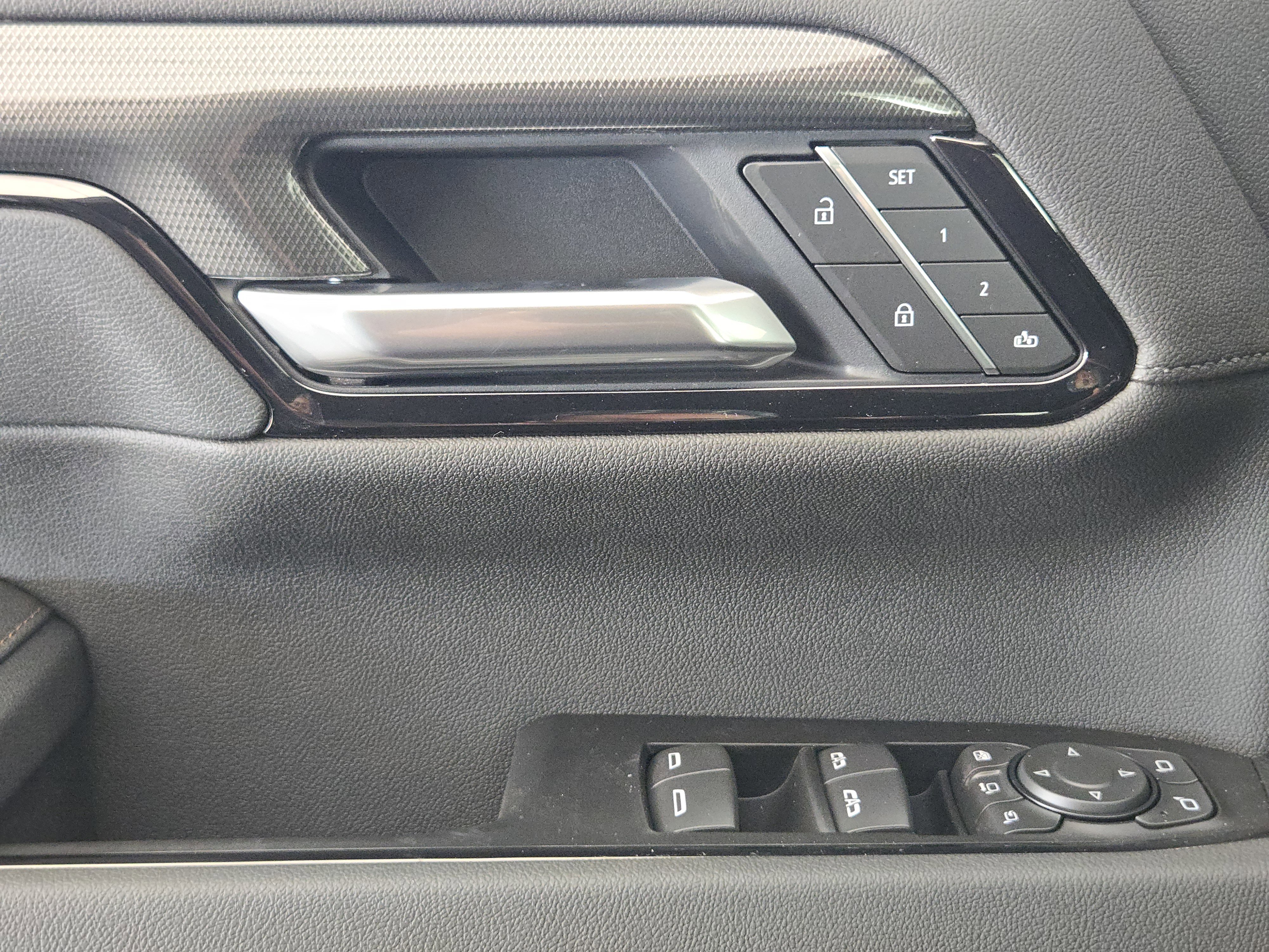 New 2026 GMC Sierra 2500 AT4 w/ AT4 Premium Plus Package image 17