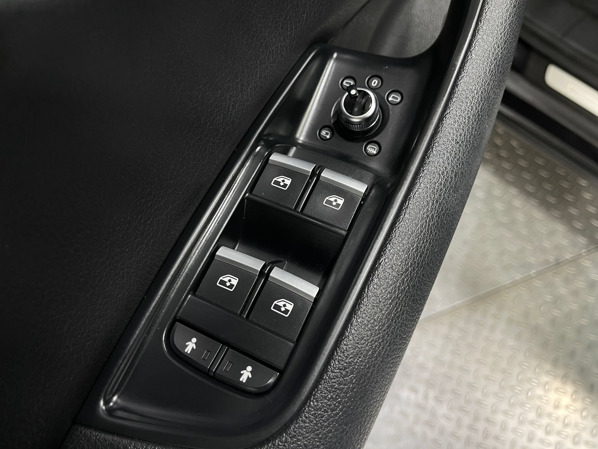 Used 2019 Audi Q7 3.0T Prestige AWD/4WD image 16