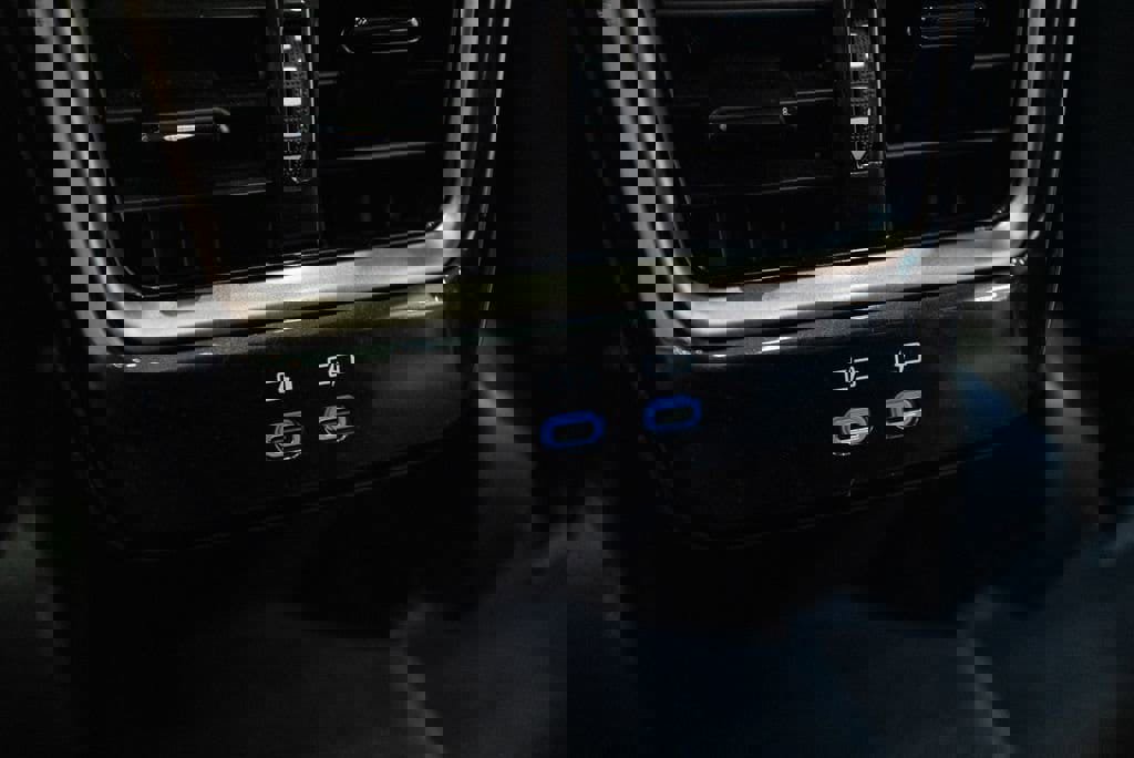 Certified 2024 Toyota Crown Limited AWD/4WD image 40