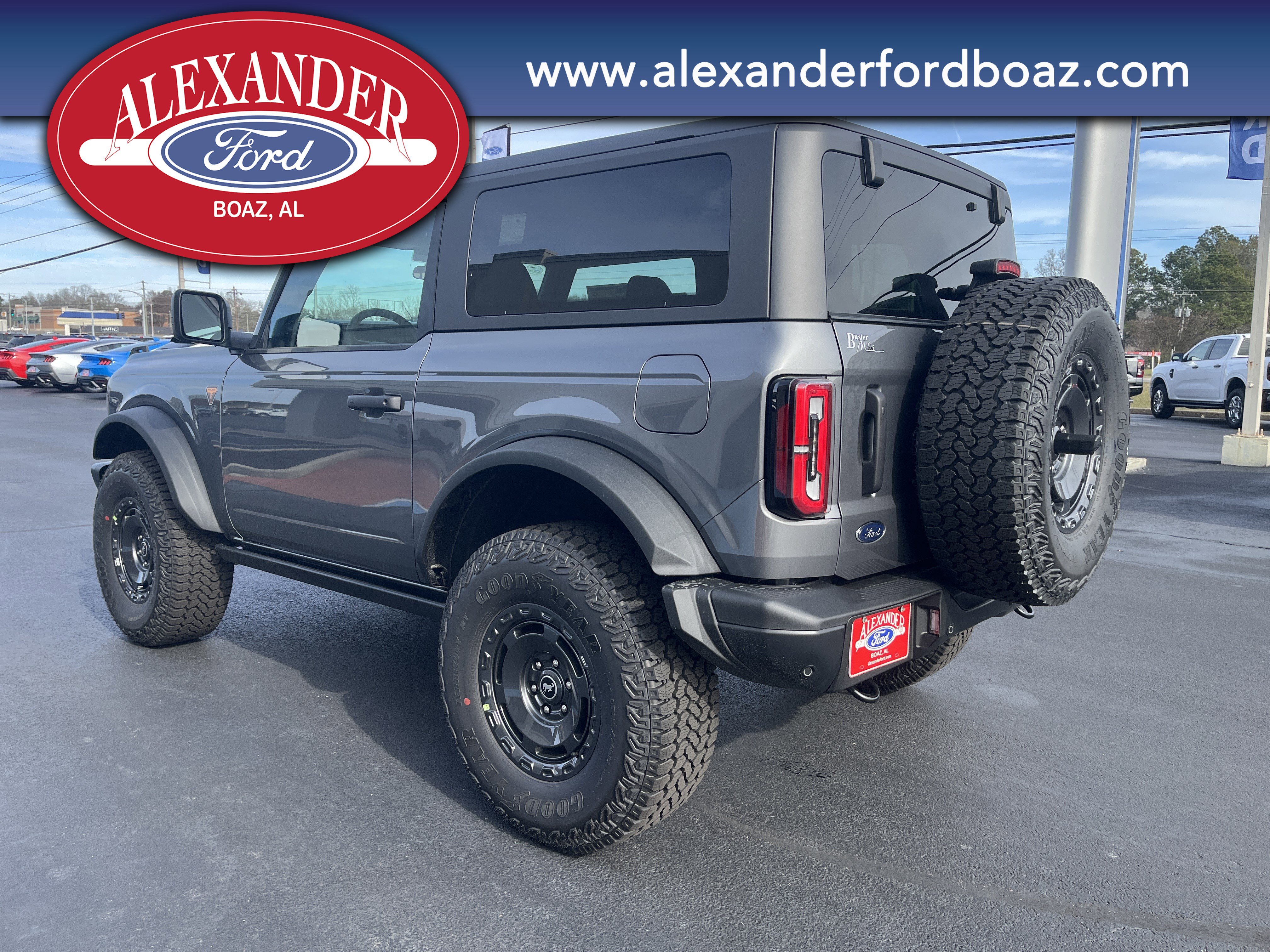 New 2025 Ford Bronco Badlands w/ Sasquatch Package image 2