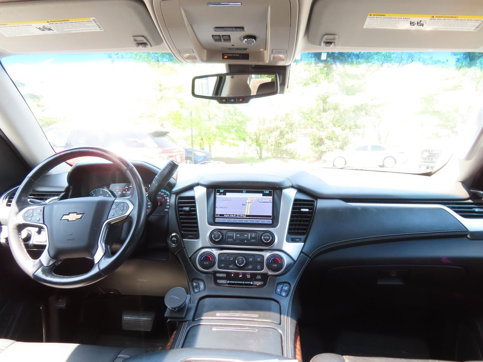 Used 2017 Chevrolet Suburban Premier AWD/4WD image 17