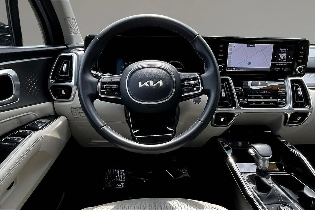 Certified 2023 Kia Sorento SX AWD/4WD image 8