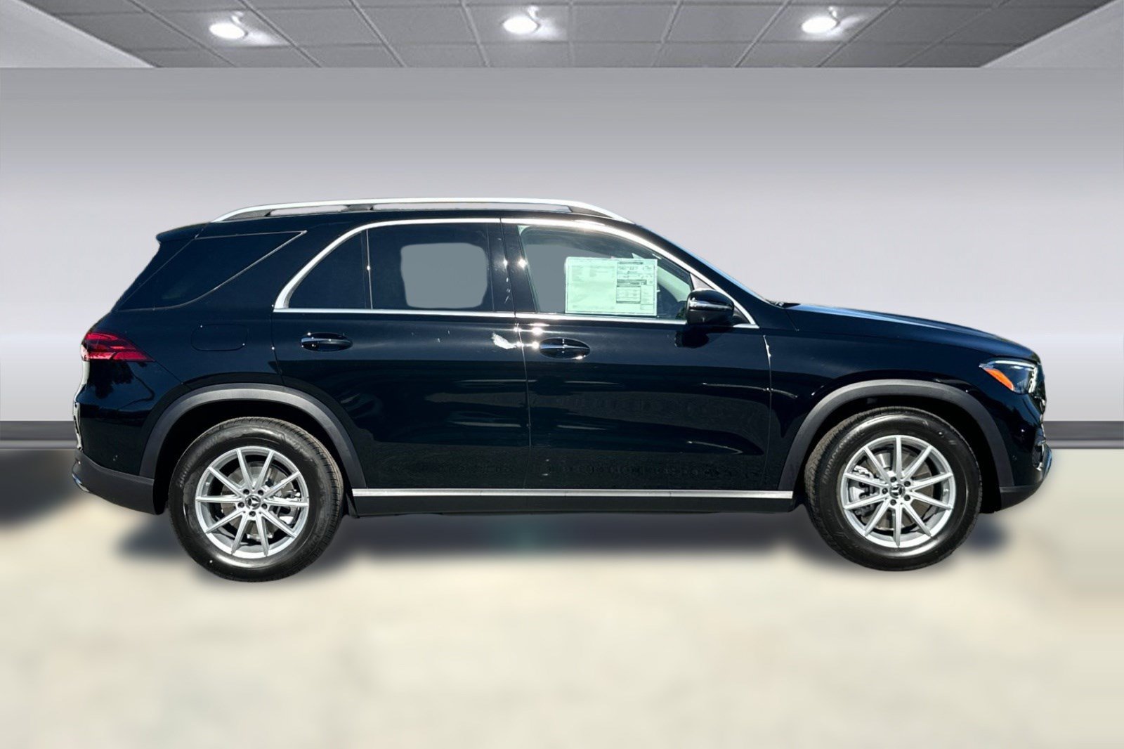 New 2026 Mercedes-Benz GLE 450e 4MATIC image 7