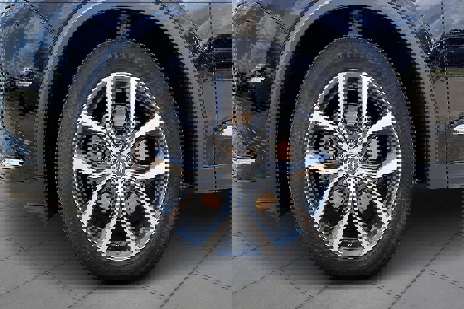 Used 2023 Acura MDX SH-AWD w/ Technology Package image 10