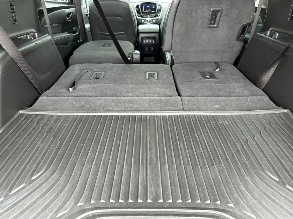 Used 2023 Chevrolet Traverse Premier AWD/4WD image 15