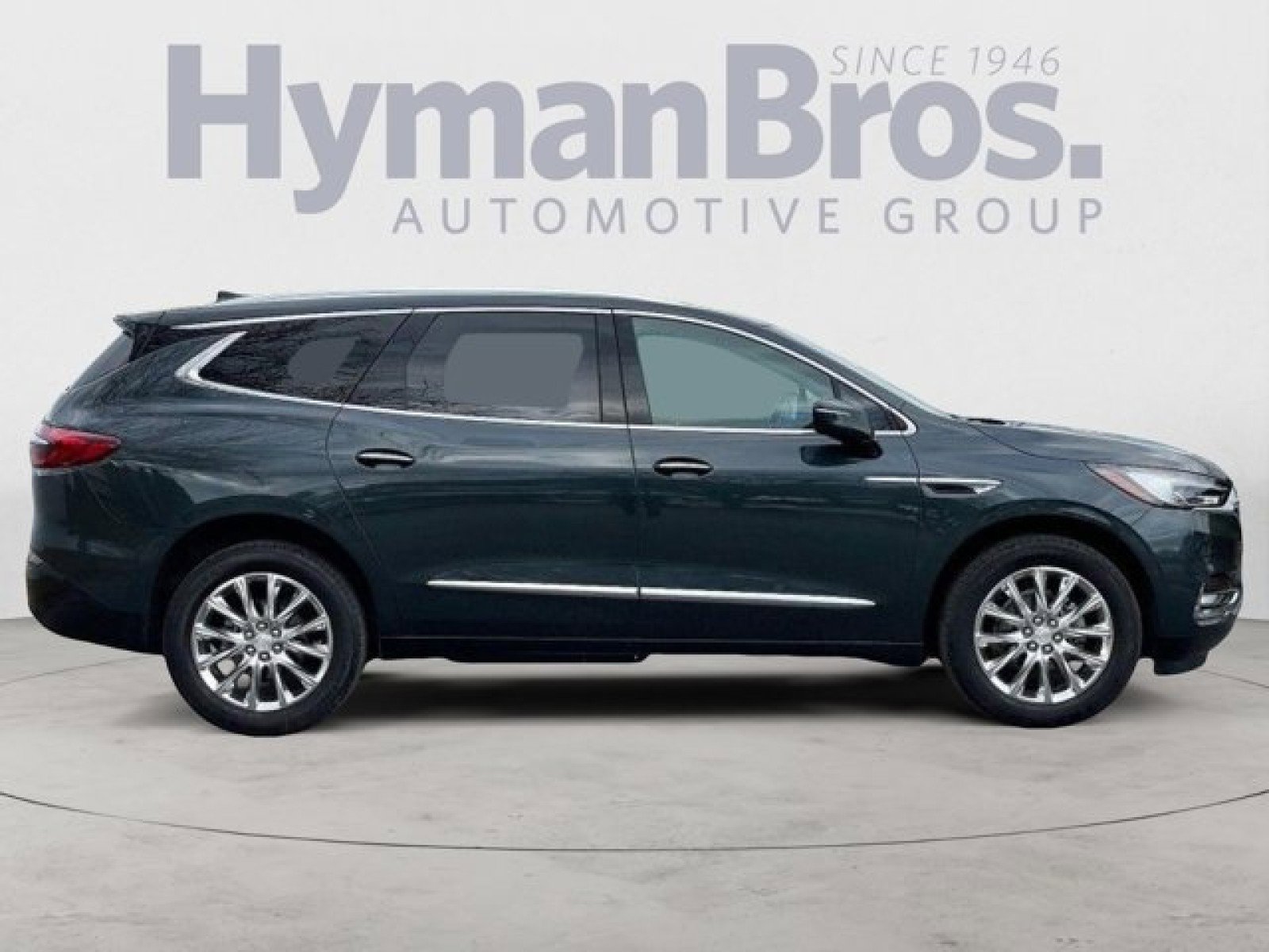 Used 2020 Buick Enclave Premium w/ Surround and Sites Package image 2