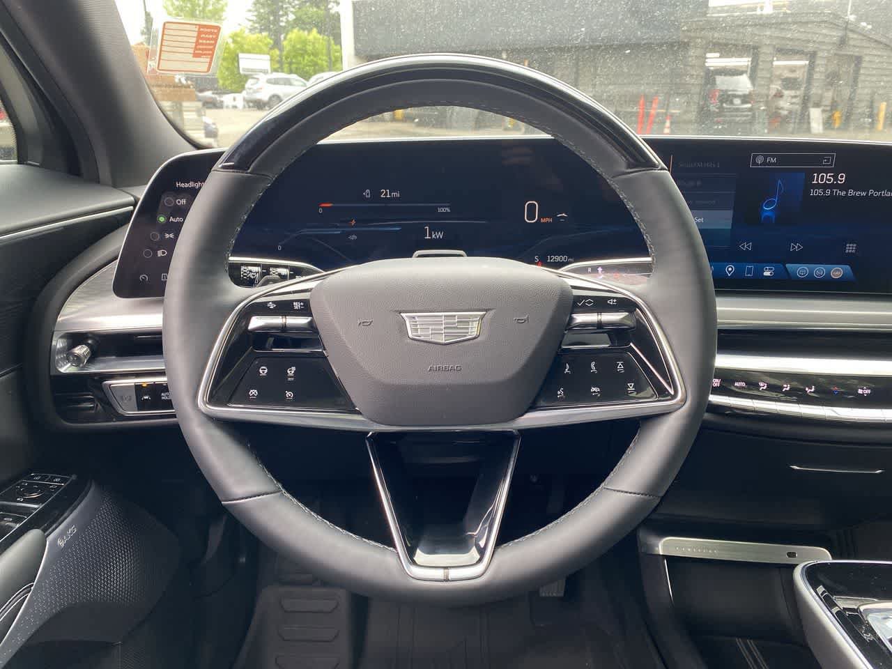 Used 2024 Cadillac Lyriq Luxury w/ LPO, Floor Liner Package AWD/4WD image 20