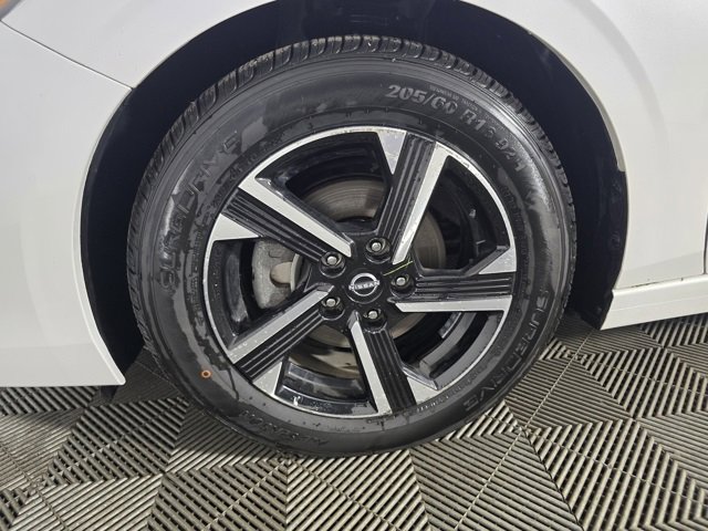 Used 2024 Nissan Sentra SV image 19