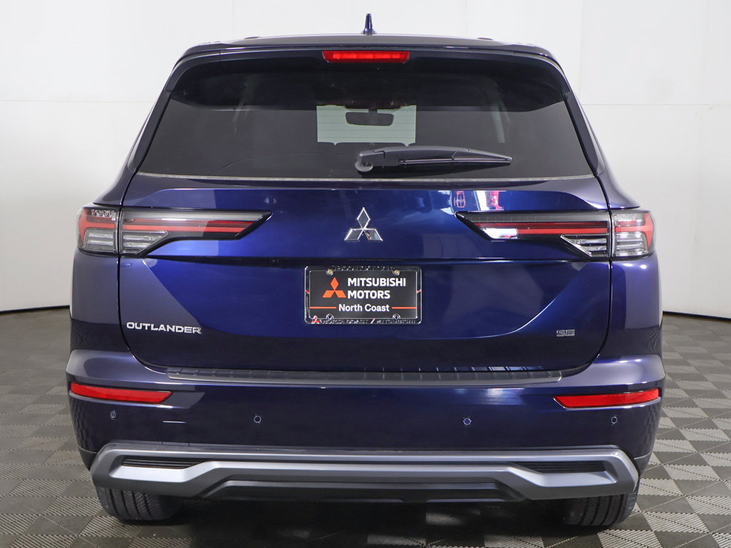 New 2026 Mitsubishi Outlander SE FWD image 13